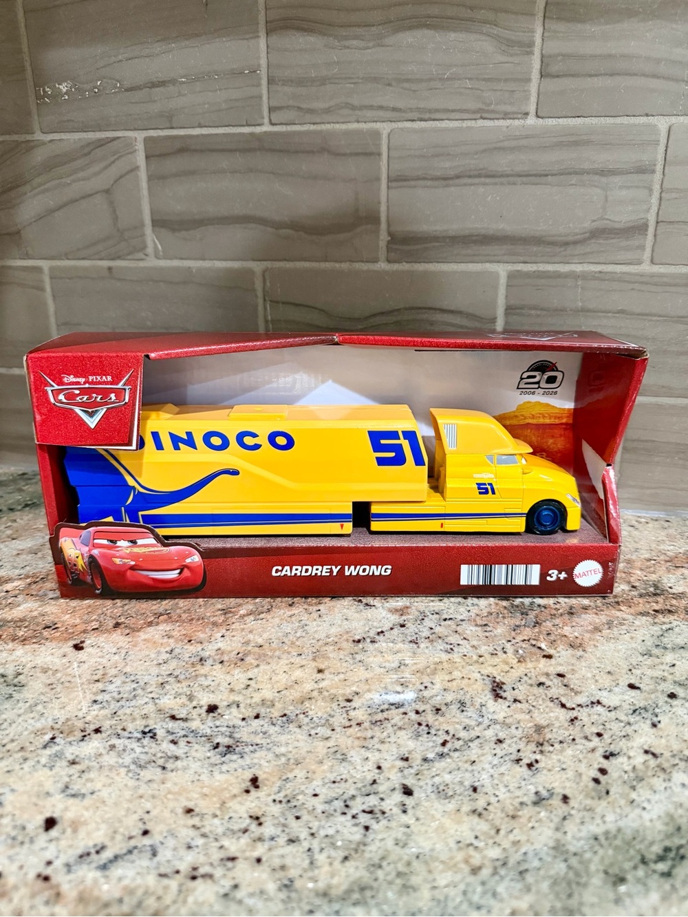 Disney Pixar Cars Cruz Ramirez Hauler “Cardrey Wong”
